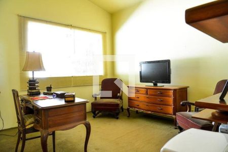 Casa à venda com 5 quartos, 680m² em Morumbi, São Paulo