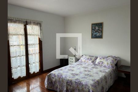 Casa à venda com 3 quartos, 197m² em Jardim das Vertentes, São Paulo