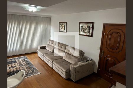 Casa à venda com 3 quartos, 197m² em Jardim das Vertentes, São Paulo