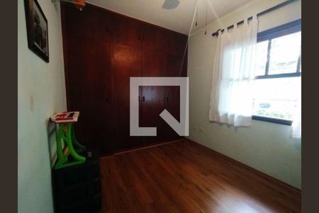 Casa à venda com 3 quartos, 179m² em Jardim das Vertentes, São Paulo