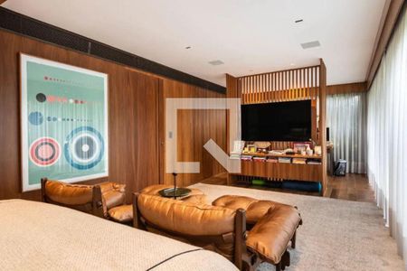 Casa à venda com 4 quartos, 925m² em Alto de Pinheiros, São Paulo