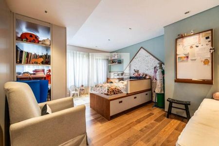 Casa à venda com 4 quartos, 925m² em Alto de Pinheiros, São Paulo