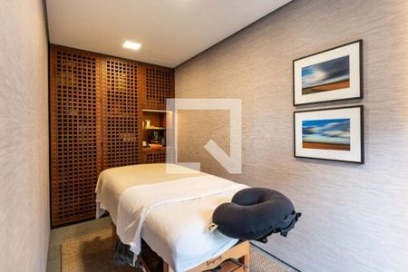 Casa à venda com 4 quartos, 925m² em Alto de Pinheiros, São Paulo