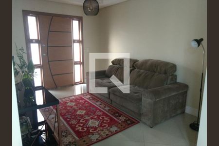 Casa à venda com 4 quartos, 320m² em Cidade São Francisco, São Paulo