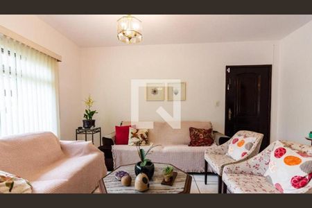 Casa à venda com 3 quartos, 190m² em Vila Tiradentes, São Paulo