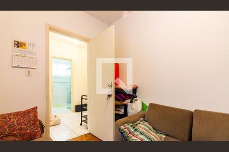 Casa à venda com 3 quartos, 190m² em Vila Tiradentes, São Paulo