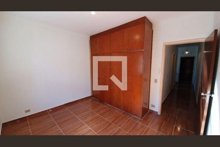 Casa à venda com 3 quartos, 144m² em Jardim das Vertentes, São Paulo