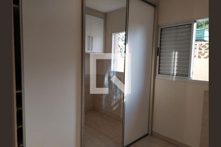 Casa à venda com 3 quartos, 207m² em Vila Tiradentes, São Paulo