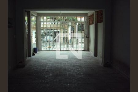 Casa à venda com 3 quartos, 207m² em Vila Tiradentes, São Paulo