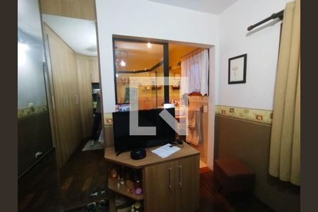 Casa à venda com 3 quartos, 160m² em Jardim Olympia, São Paulo