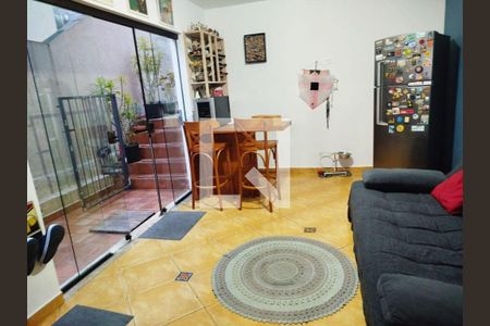 Casa à venda com 3 quartos, 160m² em Jardim Olympia, São Paulo