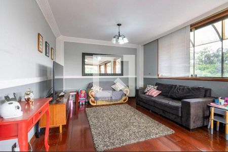 Casa à venda com 5 quartos, 270m² em Jardim Bonfiglioli, São Paulo