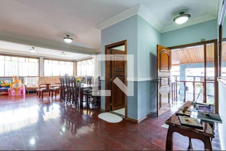 Casa à venda com 5 quartos, 270m² em Jardim Bonfiglioli, São Paulo