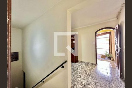 Casa à venda com 3 quartos, 110m² em Jardim das Flores, Osasco