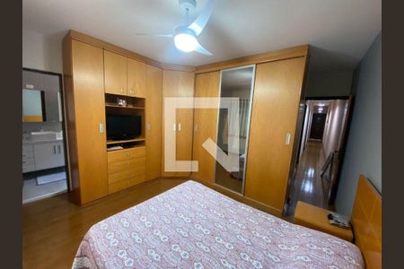 Casa à venda com 4 quartos, 310m² em Vila Ipojuca, São Paulo