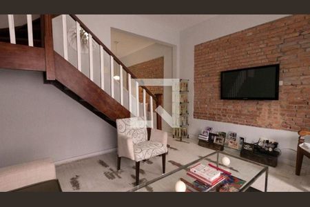 Casa à venda com 3 quartos, 120m² em Vila Olímpia, São Paulo