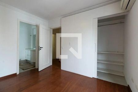 Apartamento à venda com 3 quartos, 240m² em Itaim Bibi, São Paulo