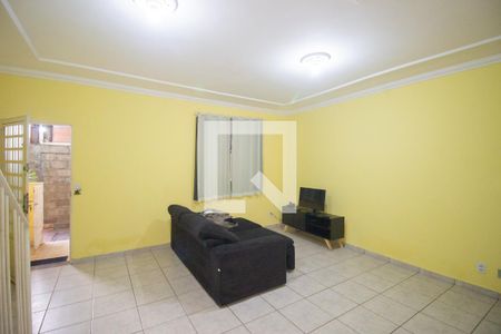 Sala de casa à venda com 3 quartos, 110m² em Tres Barras, Contagem