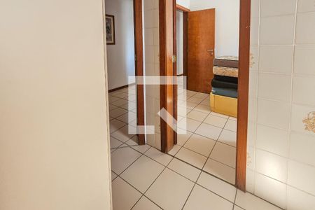 Cozinha de apartamento para alugar com 3 quartos, 121m² em Vila Alzira, Guarujá