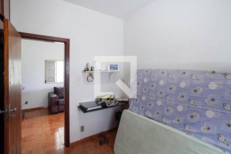Quarto 2 de casa à venda com 4 quartos, 200m² em Aparecida, Belo Horizonte
