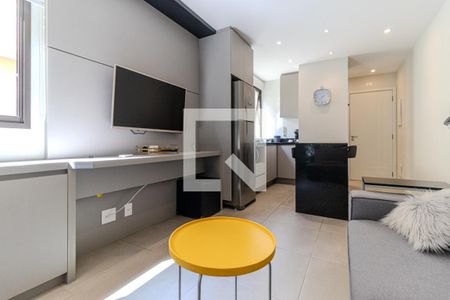 Sala de kitnet/studio para alugar com 1 quarto, 46m² em Santa Cecilia, São Paulo