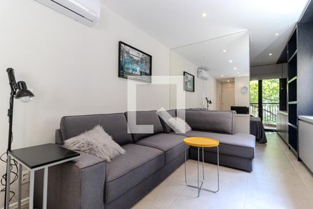Sala de kitnet/studio para alugar com 1 quarto, 46m² em Santa Cecilia, São Paulo