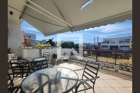 Varanda de apartamento à venda com 4 quartos, 370m² em Recreio dos Bandeirantes, Rio de Janeiro