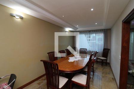 Sala de casa à venda com 5 quartos, 450m² em Jardim Guanabara, Rio de Janeiro
