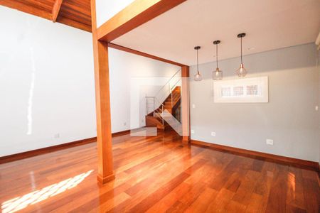 Sala de casa à venda com 3 quartos, 284m² em Jardim Franca, São Paulo