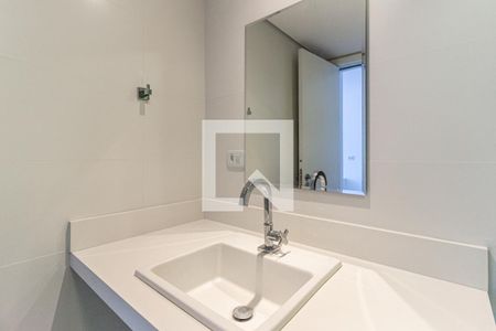 Banheiro de apartamento para alugar com 1 quarto, 29m² em Vila Buarque, São Paulo