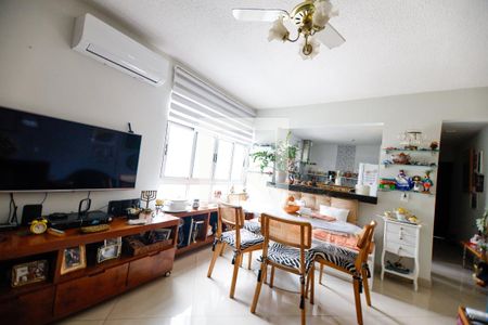 Sala de apartamento à venda com 3 quartos, 110m² em Conjunto California, Belo Horizonte