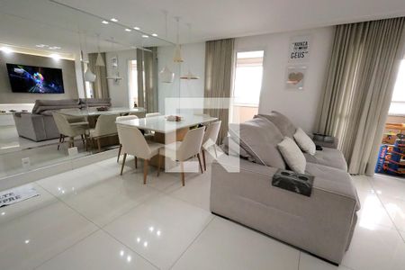 Sala  de apartamento à venda com 2 quartos, 78m² em Campestre, Santo André