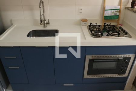 Sala e Cozinha  de apartamento para alugar com 2 quartos, 35m² em Barra Funda, São Paulo