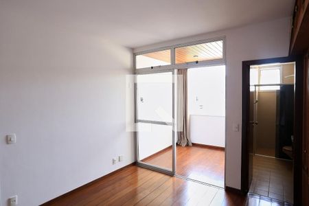 Suíte de apartamento para alugar com 3 quartos, 138m² em Savassi, Belo Horizonte