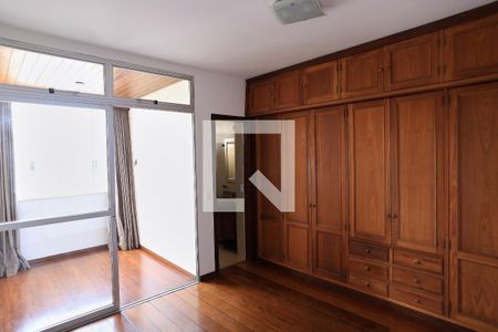 Suíte de apartamento para alugar com 3 quartos, 138m² em Savassi, Belo Horizonte