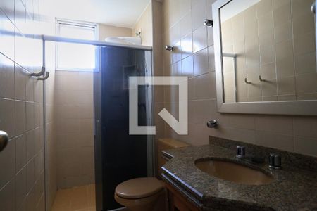 Banheiro da Suíte de apartamento para alugar com 3 quartos, 138m² em Savassi, Belo Horizonte