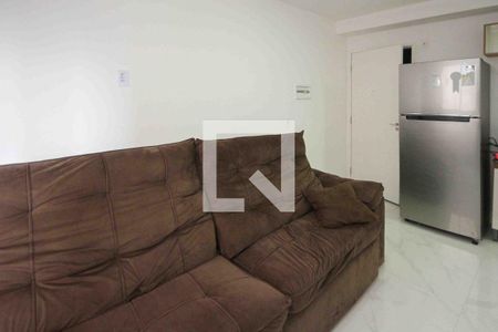 Sala de apartamento para alugar com 2 quartos, 42m² em Sítio da Figueira, São Paulo