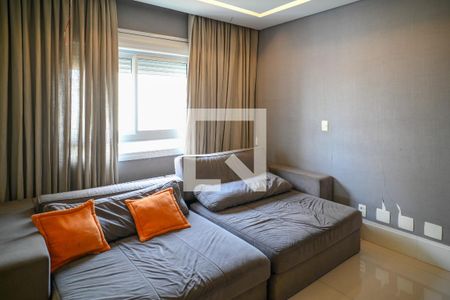 Sala de TV de apartamento à venda com 3 quartos, 213m² em Paraíso, São Paulo