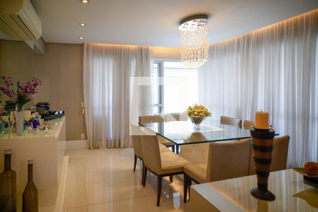 Sala de Jantar de apartamento à venda com 3 quartos, 213m² em Paraíso, São Paulo