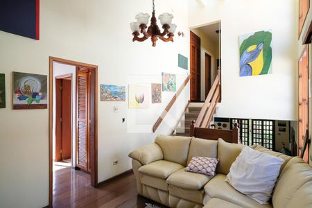 Sala de TV de casa à venda com 4 quartos, 456m² em Santa Maria, São Caetano do Sul