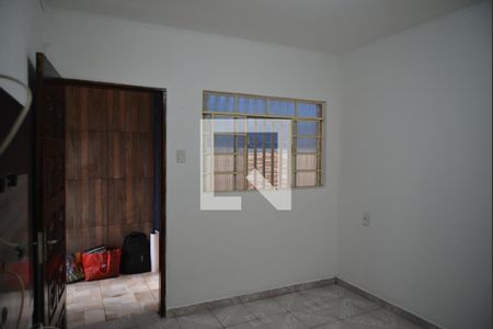 Sala de casa para alugar com 2 quartos, 90m² em Vila Suíça, Santo André