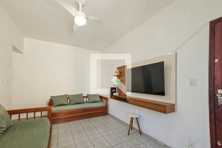 Sala de apartamento para alugar com 2 quartos, 75m² em Balneario Guarujá, Guarujá
