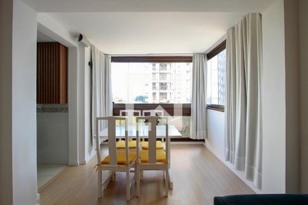 Sala de apartamento à venda com 1 quarto, 52m² em Barra da Tijuca, Rio de Janeiro
