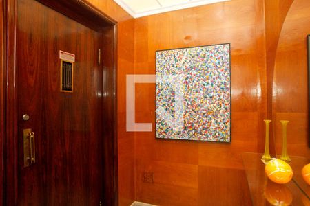 Hall de Entrada de apartamento à venda com 4 quartos, 182m² em Independência, Porto Alegre