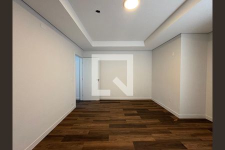 Suite de casa para alugar com 3 quartos, 300m² em Vila Francisco Matarazzo, Santo André