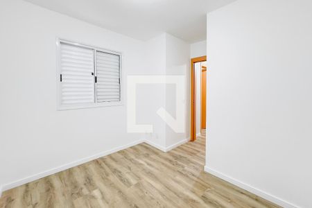 Quarto 2 de apartamento para alugar com 2 quartos, 46m² em Jardim California, Jacareí