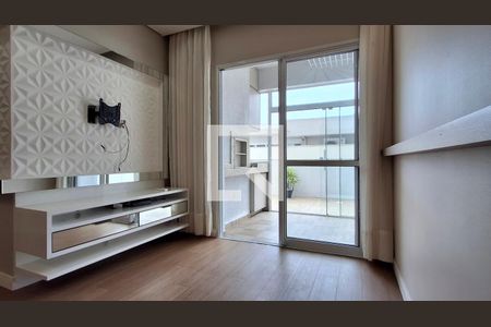 Sala de apartamento para alugar com 2 quartos, 62m² em Barreiros, São José