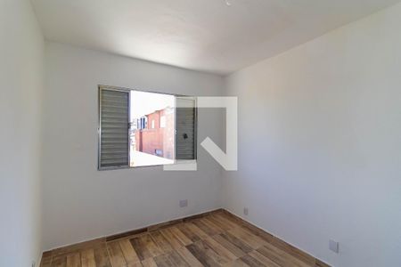 Quarto 2 de casa para alugar com 2 quartos, 50m² em Cidade Continental, São Paulo