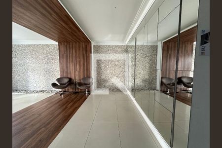 Hall de entrada de apartamento para alugar com 2 quartos, 57m² em Vila Nossa Senhora da Escada, Barueri
