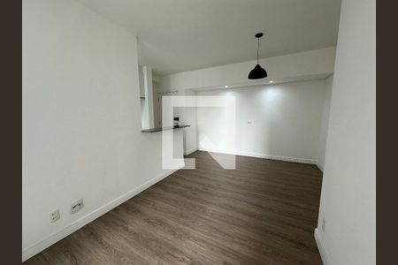 Sala de apartamento à venda com 2 quartos, 57m² em Vila Nossa Senhora da Escada, Barueri